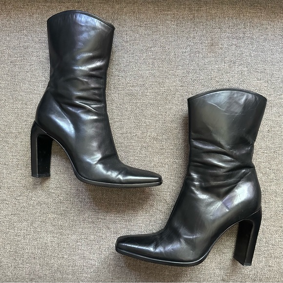 Vintage Gucci black squared toe boots - Picture 1 of 9
